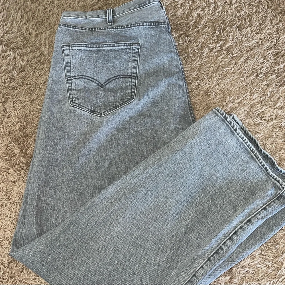 Levi's Gray‎ Straight-Leg Men's Jeans - 501 Style -44/32